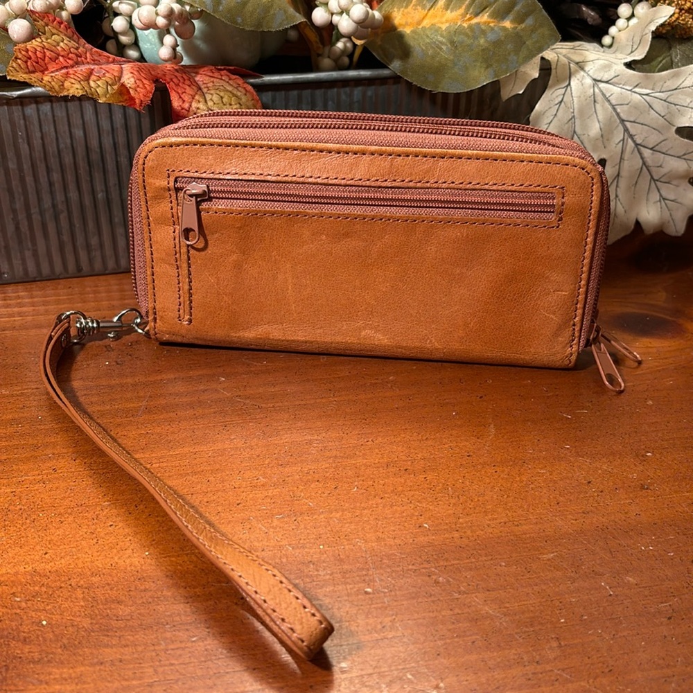Vintage Bentley Genuine Leather Wristlet